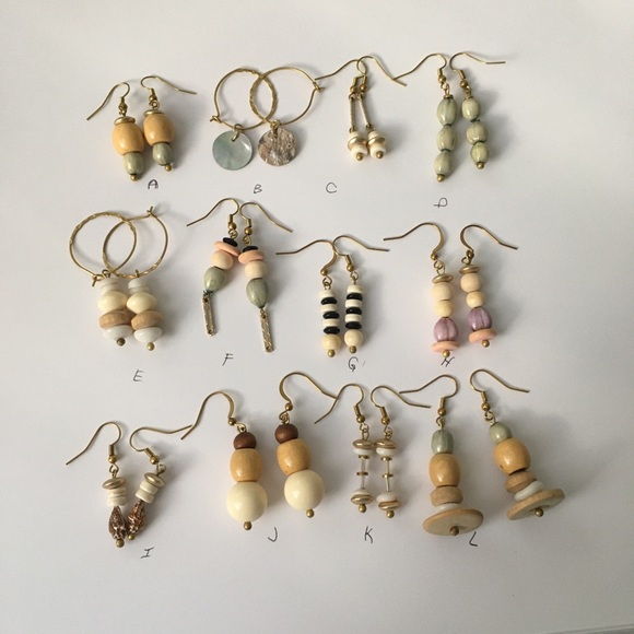 ASSORTED EARRINGS A - L - Picture 8 of 9